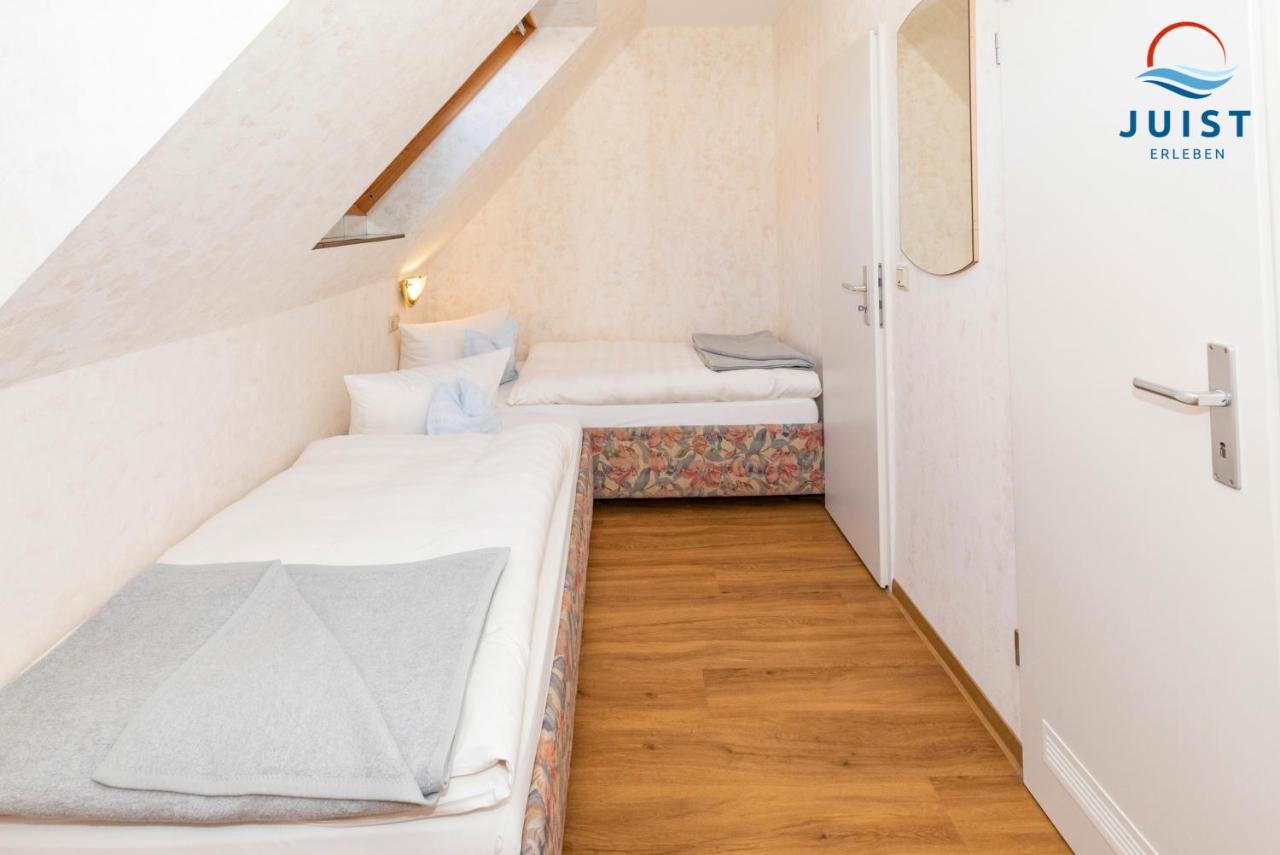 Haus Deichgraf 175 - Wohnung 5 Juist Esterno foto